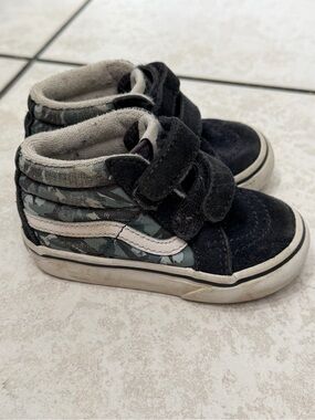 Van’s Velcro camo blue sneakers - size 5